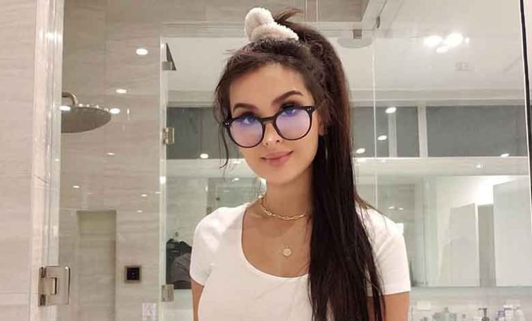 SSSniperWolf - Biography, Relationship, Wiki, Height, Age, Family ...